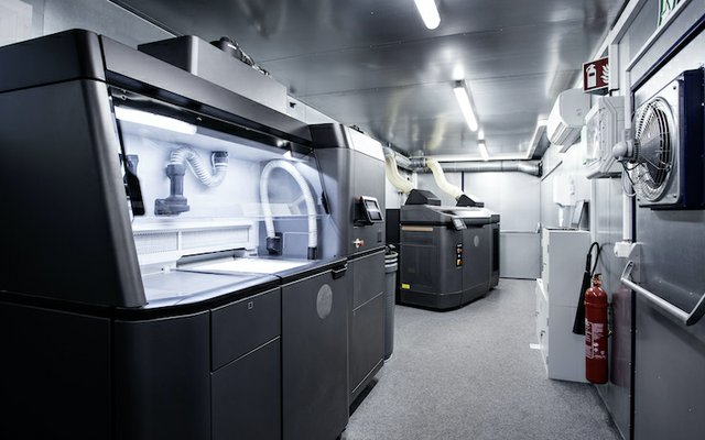 戴姆勒客车部署移动3D打印中心以生产备件
