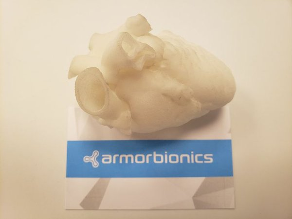Shapeways将为Armor Bionics公司3D打印复杂的医疗模型