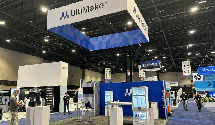  3D打印技术的应用与前景：UltiMaker于RAPID+九游开幕当天宣布品牌转型，探索定制化生产的魅力。