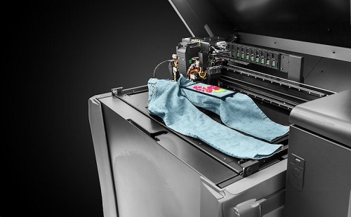 Stratasys 推出适用于 J850 TechStyle 3D 打印机的 Direct to Garment 解决方案